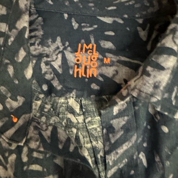 J.MCLAUGHLIN
Gramercy Print Linen Shirt - Picture 7 of 7